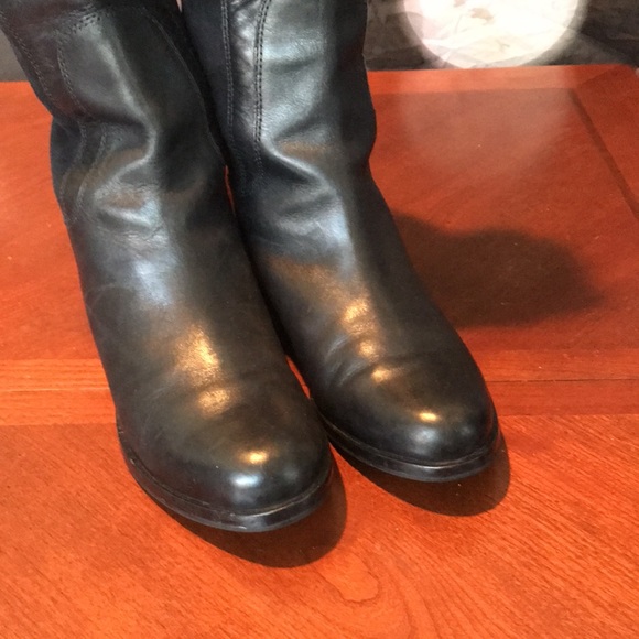 Cole Haan black leather boots size 8B - Picture 2 of 16